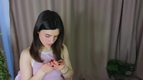 Adellyy online show from 04/18/26, 10:52