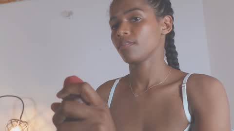  instragram adelyn 111 online show from 01/12/25, 08:36