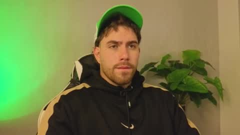 Ades online show from 12/18/25, 11:16