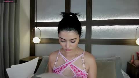 Snapshot of adhara_black01 chatting on 07/17/26, 03:39 Adhara online show from 07/17/26, 03:39