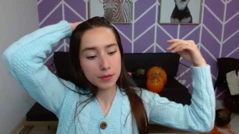 Adhara online show from 11/15/25, 12:56