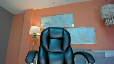 Snapshot of adharadonnet chatting on 02/12/25, 06:19 Adhara online show from 02/12/25, 06:19