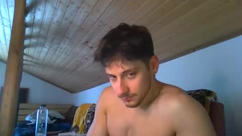 Snapshot of adi151943 chatting on 04/04/26, 09:18 JayHunter online show from 04/04/26, 09:18