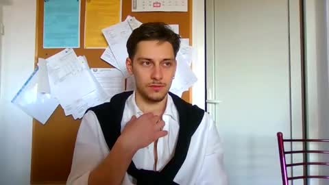 Snapshot of adi151943 chatting on 04/08/26, 02:28 JayHunter online show from 04/08/26, 02:28