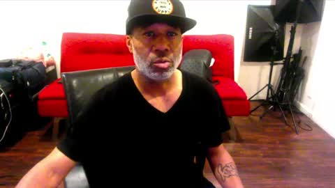 Snapshot of adick_ting chatting on 12/27/24, 07:14 adick_ting online show from 12/27/24, 07:14