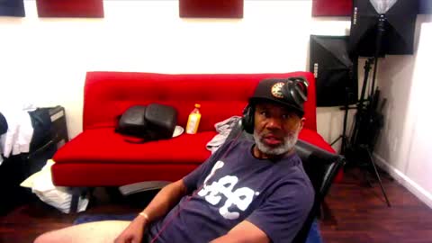 Snapshot of adick_ting chatting on 01/10/25, 08:37 adick_ting online show from 01/10/25, 08:37