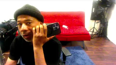 Snapshot of adick_ting chatting on 03/11/25, 06:21 adick_ting online show from 03/11/25, 06:21