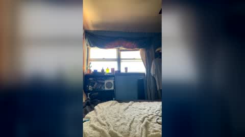 adirajade online show from 04/21/26, 03:07