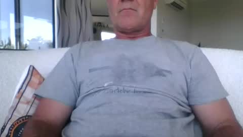 adjustable14 online show from 01/27/25, 01:48