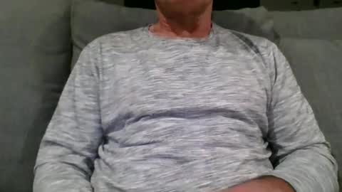 adjustable14 online show from 11/18/25, 11:25