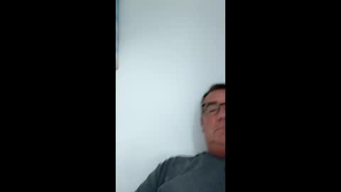 adjustable14 online show from 05/15/26, 05:58