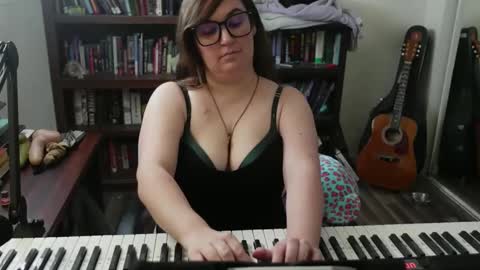 adobe_angel304 online show from 11/23/25, 07:57