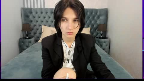 Snapshot of adonbev chatting on 05/20/26, 07:03 adonbev online show from 05/20/26, 07:03