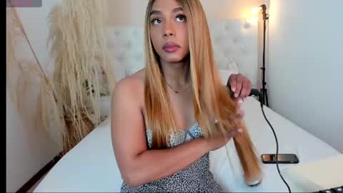 adonis_hot_xx online show from 02/21/25, 08:05