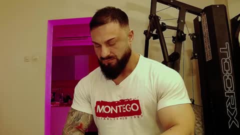 Snapshot of adonis_msc chatting on 01/31/25, 07:40 Adonis online show from 01/31/25, 07:40