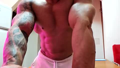 Snapshot of adonis_msc chatting on 09/19/25, 03:02 Adonis online show from 09/19/25, 03:02