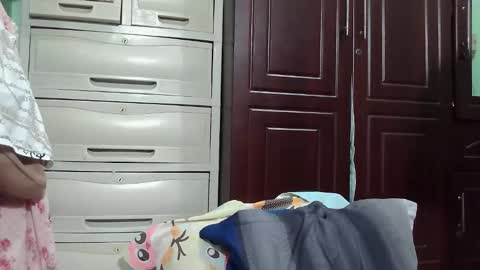 annelovesu online show from 04/11/26, 01:48