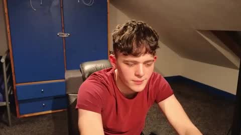 Snapshot of adr_twink chatting on 01/12/25, 01:32 ADR Twink online show from 01/12/25, 01:32
