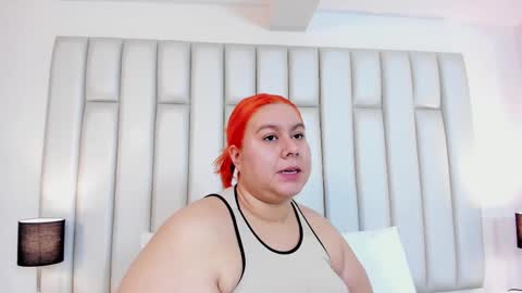 ANDREA PEREZ online show from 02/19/25, 11:49