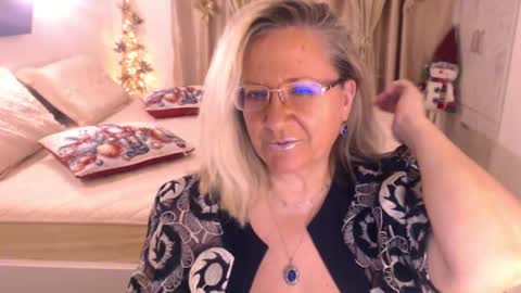 Cryna online show from 12/21/24, 03:31