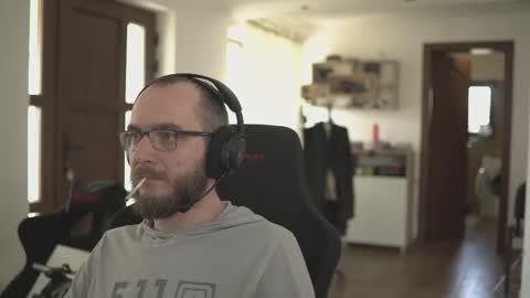 W36 online show from 04/11/26, 11:36