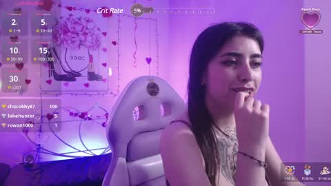 Snapshot of adri_gomez_1 chatting on 03/12/25, 06:40 Adri online show from 03/12/25, 06:40