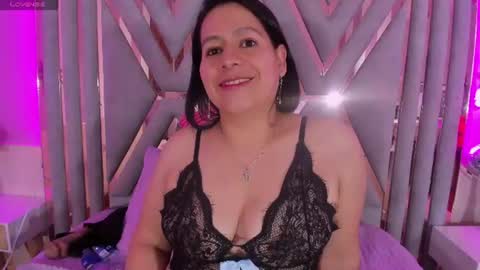 Snapshot of adri_rivera chatting on 06/22/26, 09:34 ADRI online show from 06/22/26, 09:34