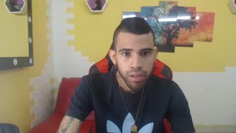 adri_sexboy online show from 12/06/24, 12:49