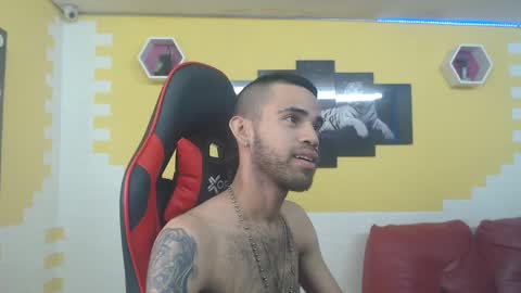 adri_sexboy online show from 12/15/24, 12:38