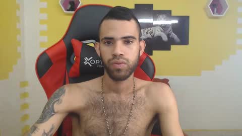 adri_sexboy online show from 12/18/24, 03:55