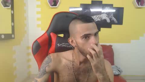 adri_sexboy online show from 12/27/24, 04:32