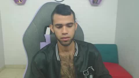 adri_sexboy online show from 01/18/25, 04:10