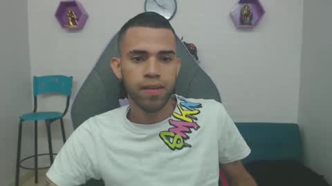 adri_sexboy online show from 01/23/25, 06:03