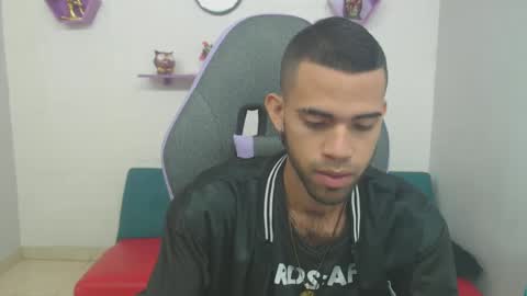 adri_sexboy online show from 01/24/25, 04:39