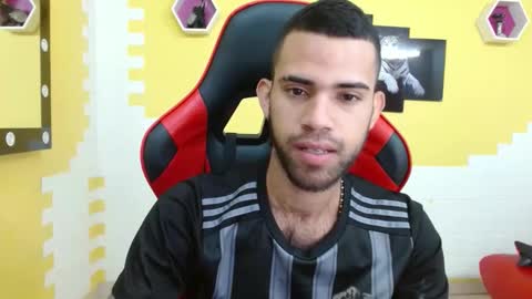 adri_sexboy online show from 01/29/25, 12:56