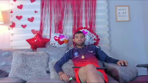 adri_sexboy online show from 02/11/25, 02:57