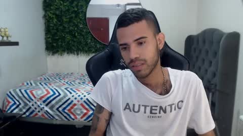 adri_sexboy online show from 02/18/25, 03:54