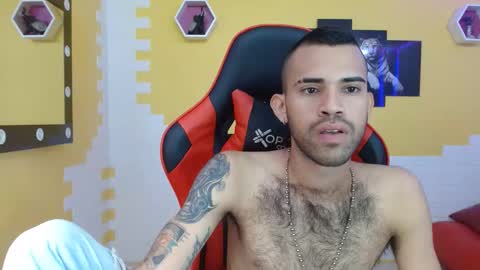 adri_sexboy online show from 02/24/25, 12:59