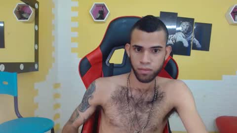 adri_sexboy online show from 03/11/25, 04:51
