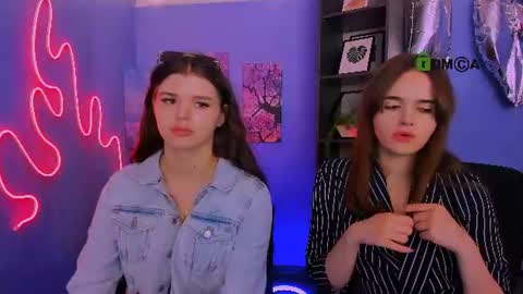 adri_sky online show from 08/03/26, 01:05