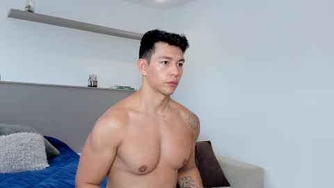 Adrian del Mar online show from 07/01/26, 03:45