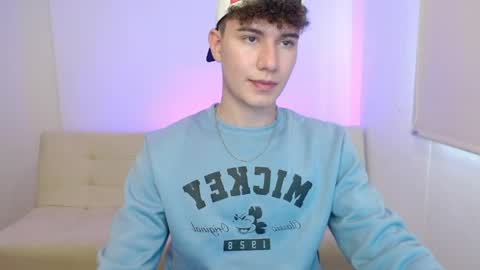 adrian morelli online show from 04/30/26, 06:36