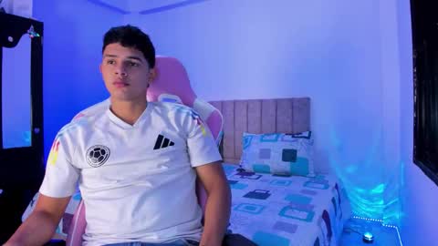 ADRIAN online show from 03/09/26, 07:07