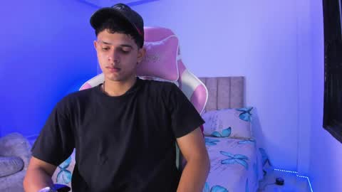 ADRIAN online show from 04/04/26, 06:49