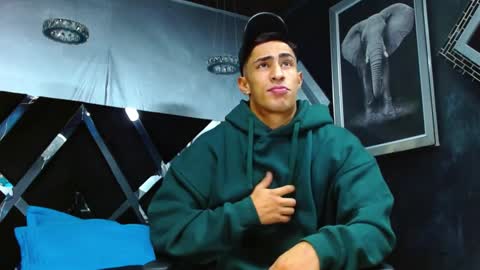   online show from 12/12/24, 11:40