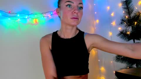 Adriana online show from 12/22/24, 10:28