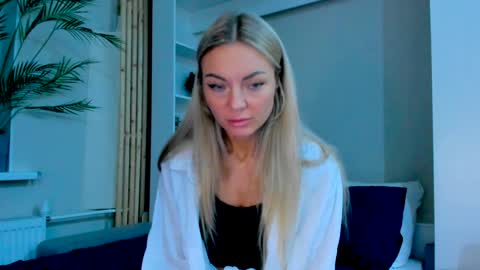 Adriana online show from 02/01/25, 02:13