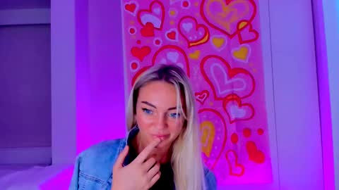 Adriana online show from 02/13/25, 09:06