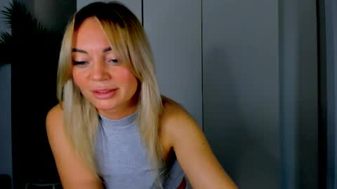 Adriana online show from 04/01/26, 04:26