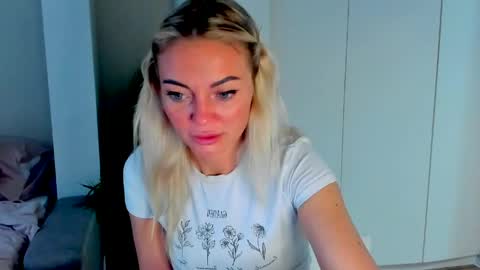 Adriana online show from 06/08/26, 05:46